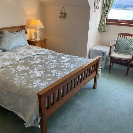 Ronaldsvoe Bed And Breakfast Fort William Exterior foto