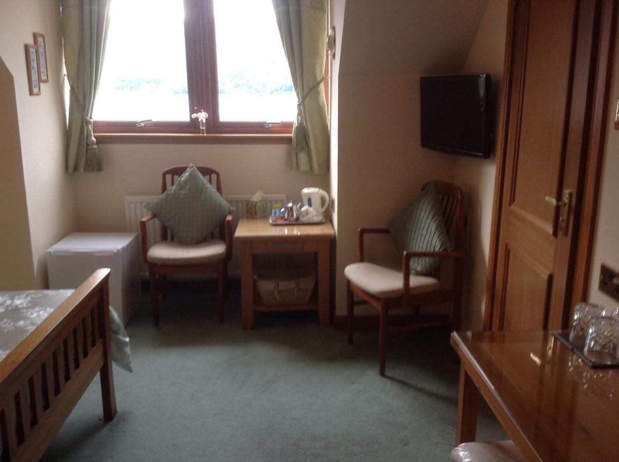 Ronaldsvoe Bed And Breakfast Fort William Exterior foto